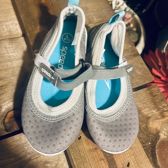 Speedo Water Shoes Toddler Size Large 9/10 - Picture 2 of 8